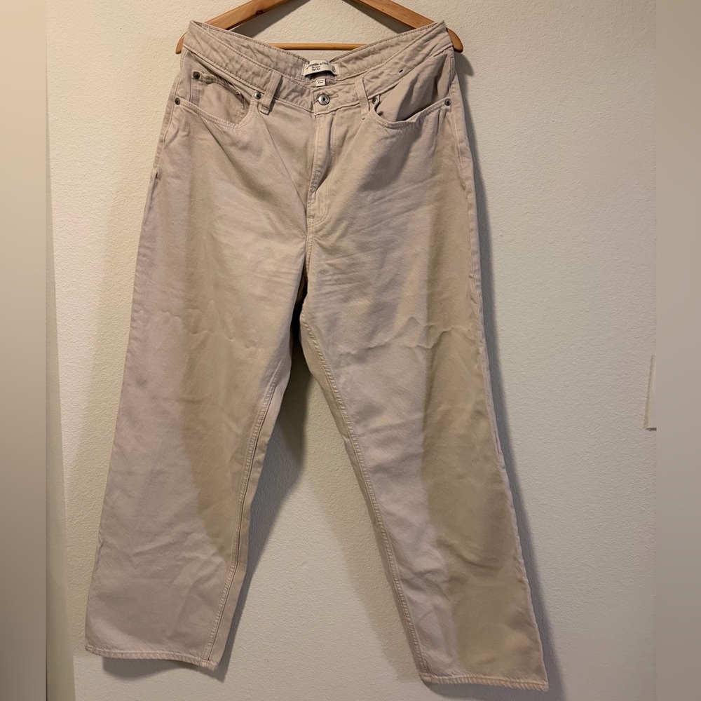 Abercrombie & Fitch Curve Love High Rise Loose Jean